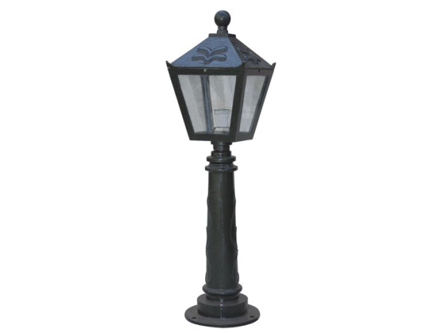 Lampe mit Laternenpfahl – Eisenguss 230x230, h850m